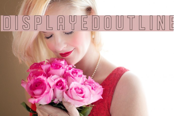 DISPLAYEDoutline Font examples
