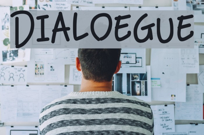Dialoegue Font examples
