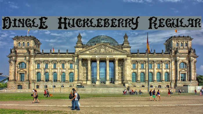 DinglE HuckleberrY Regular Font examples