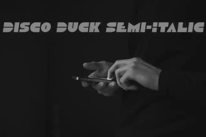 Disco Duck Semi-Italic Example 3
