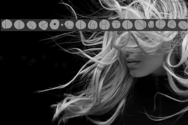 DiskO-LightInvers Font examples