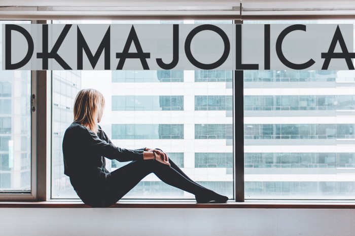 DKMajolica Font examples
