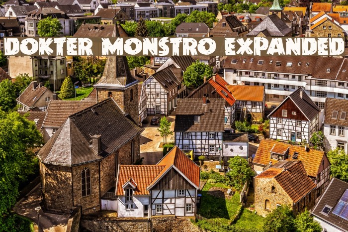 Dokter Monstro Expanded Font examples