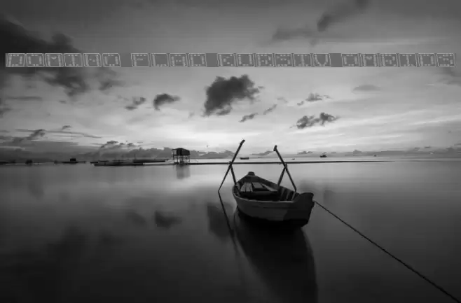 Domino flad kursiv omrids Font examples