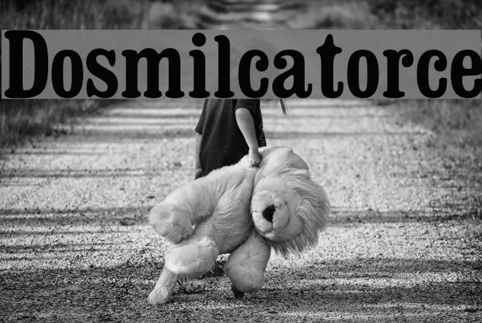 Dosmilcatorce Font examples