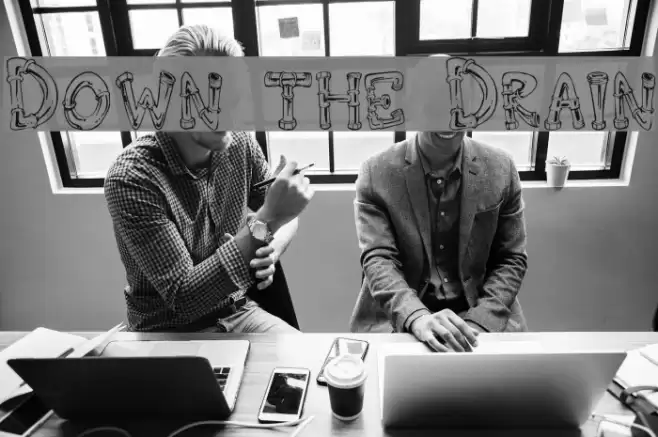 Down the Drain フォント examples