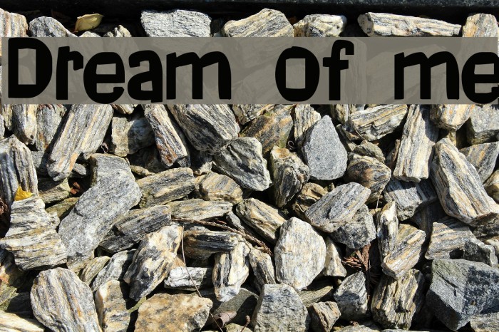 Dream of me Font examples