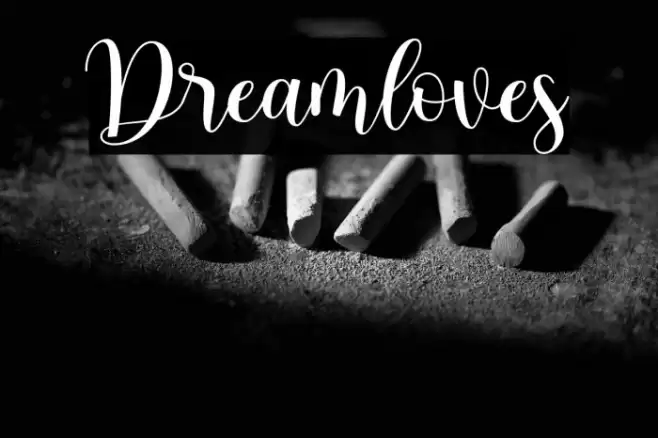 Dreamloves Font examples