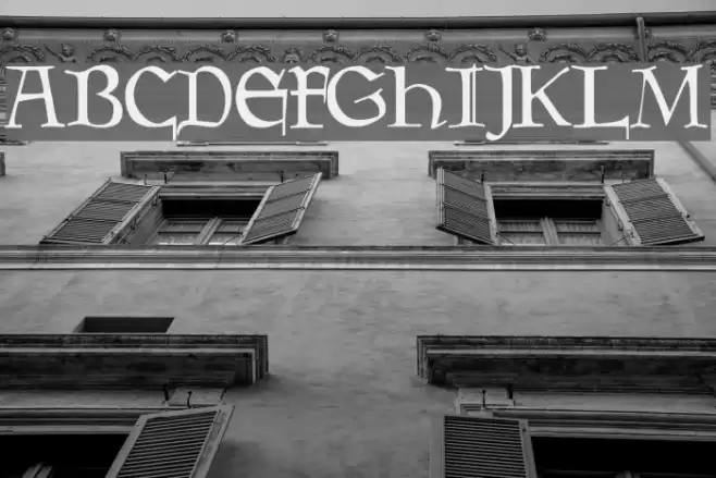 Drips Regular Font examples