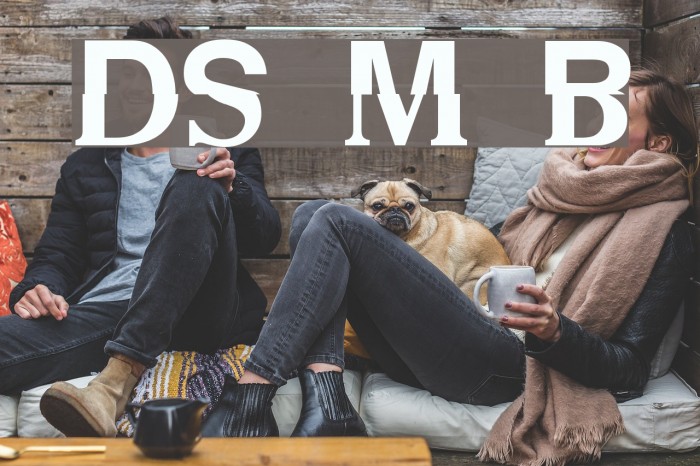DS Mechanical Bold Font examples