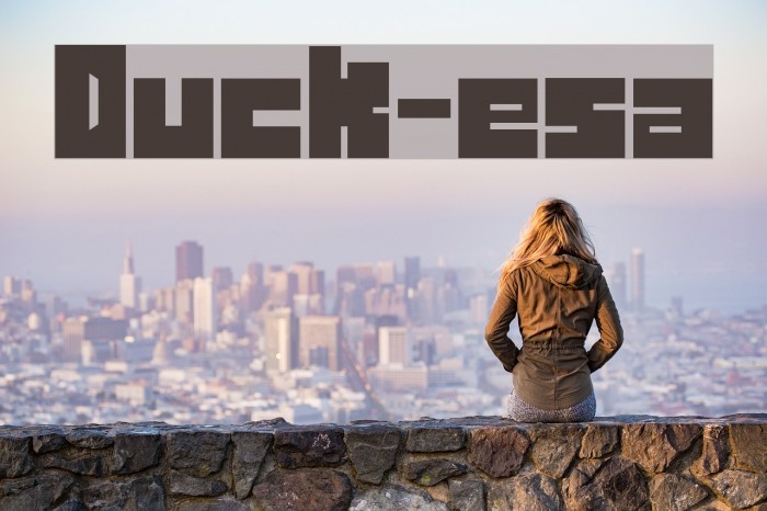 Duck-esa Font examples