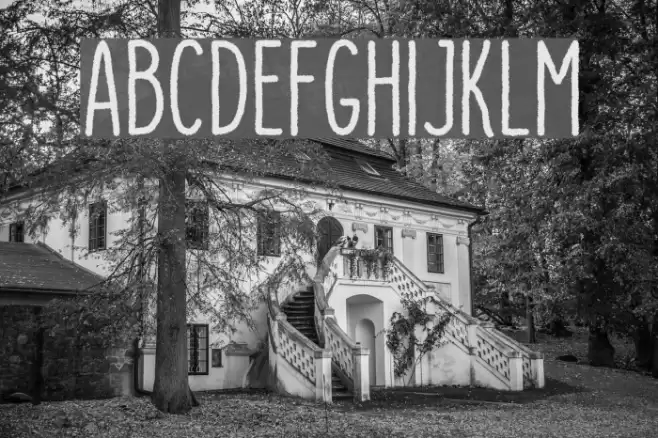 Dutchy Free Rough Font examples