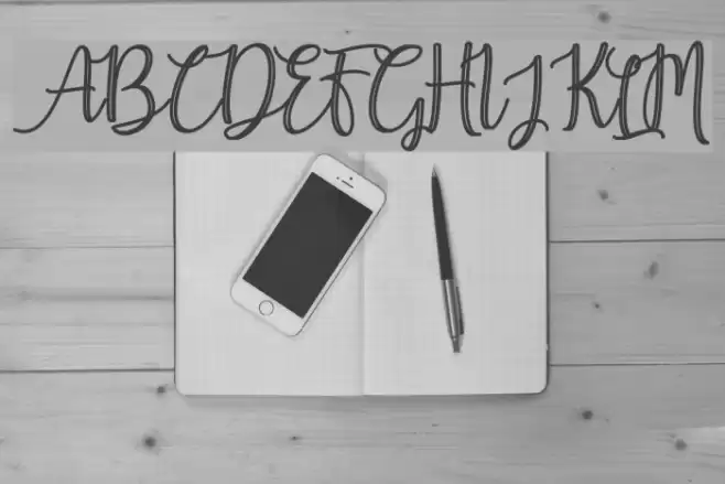 Earcy Night Font examples