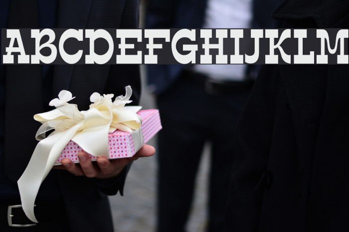 Edmunds Font examples