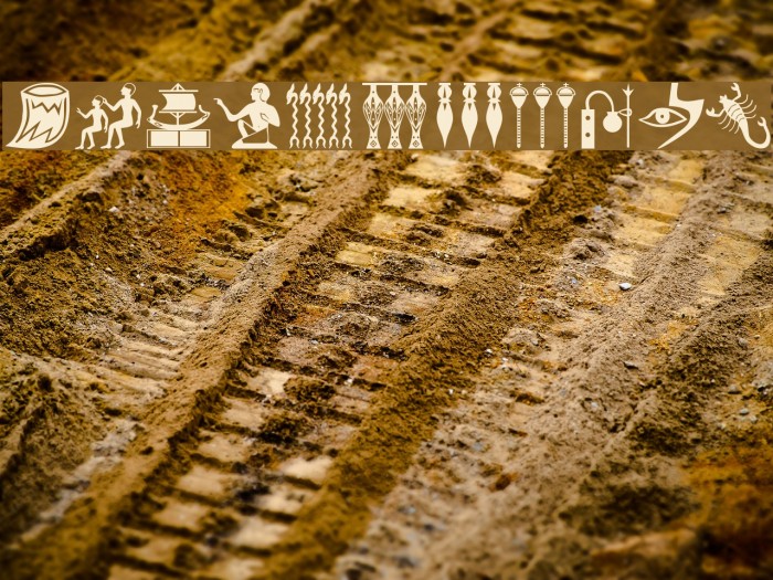 EgyptHieros Font examples