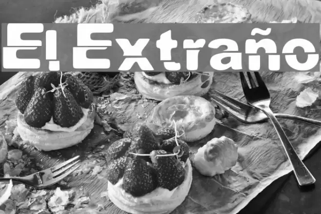El Extraño Font examples