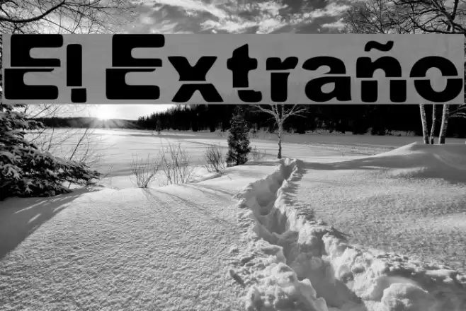 El Extraño Font examples