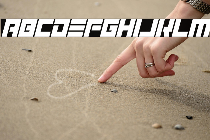 Elektronik Italic Example 2