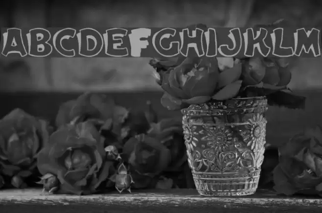 Elwood Regular Font examples