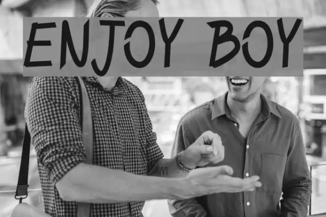 ENJOY BOY Font examples