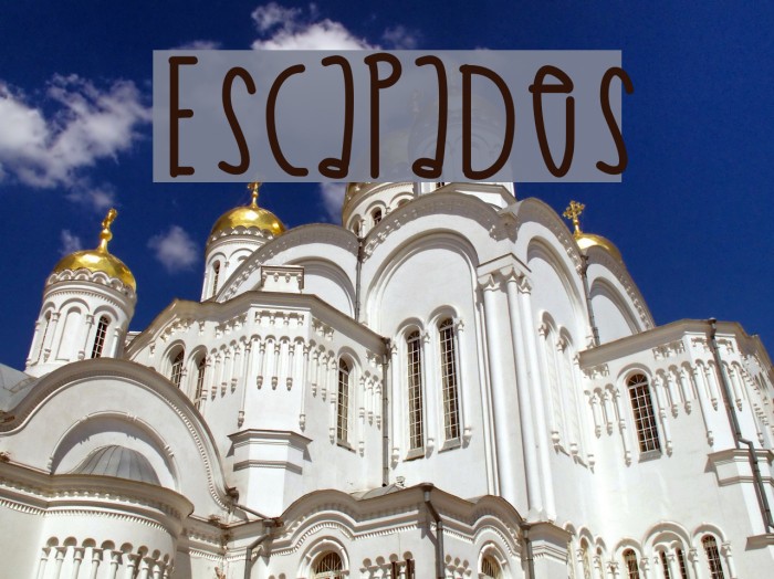 Escapades Font examples