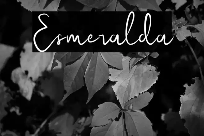 Esmeralda Шрифта examples