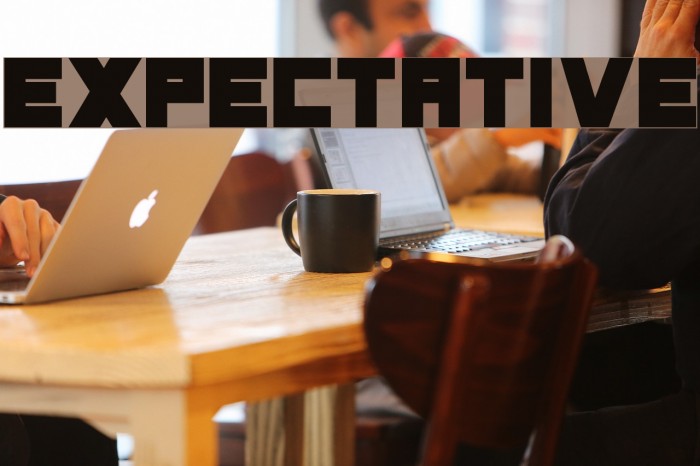 Expectative Font examples