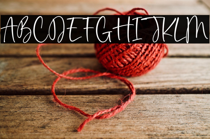 Fabiola Thomson Font examples