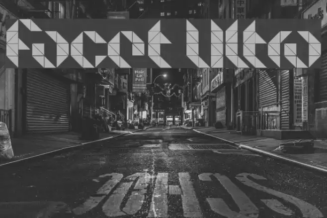 Facet Ultra Шрифта examples