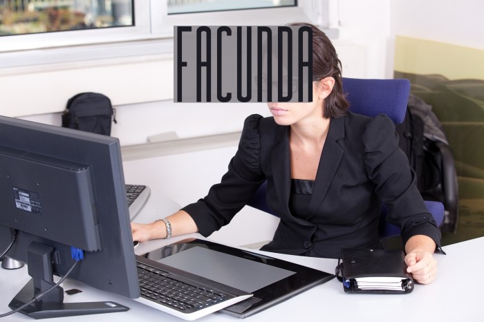 Facunda Font examples