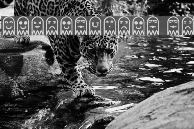 Fantasmytas St Font examples