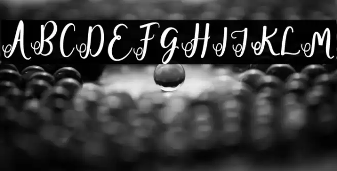 fadillademo-Regular Font examples