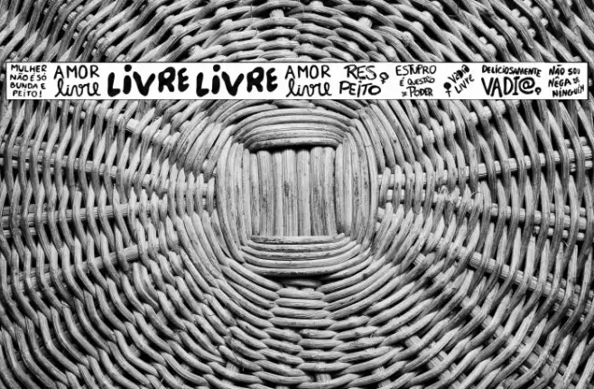 femme-Bold Font examples