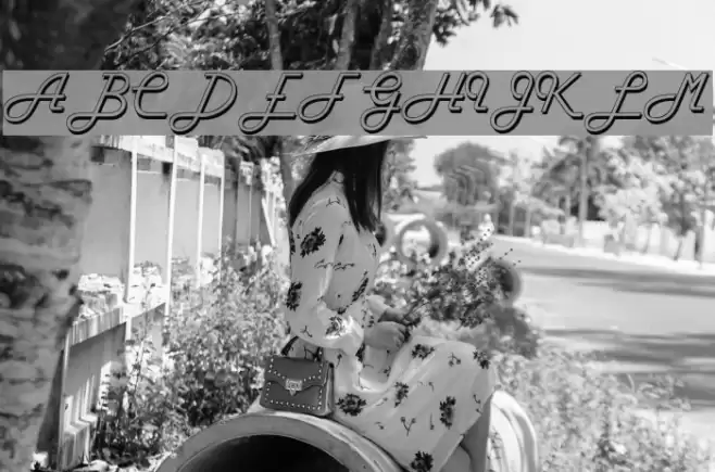 FiftiesHollow Font examples