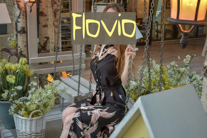 Flovio Font examples