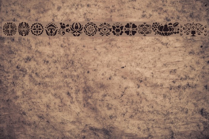 Folk Art 2 Font examples