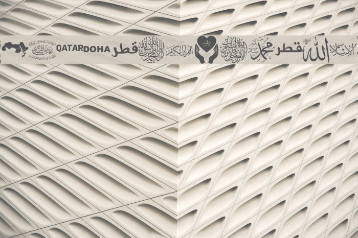 Font Color Qatar Font examples