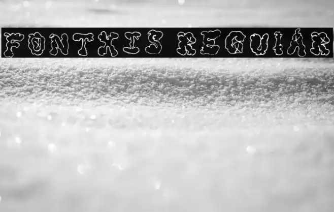 Fontxis Regular Caratteri examples