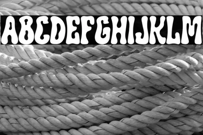 Foresto Creepy Fonte examples