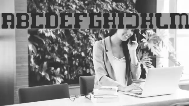 GAME ROBOT-Light Font examples