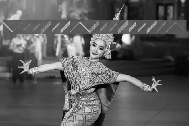 GalleriaGeometricaA Font examples