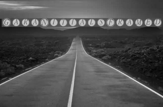 GaraNitialsFramed フォント examples