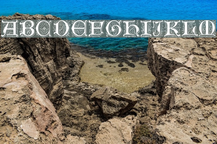 Genzsch Initials Font examples