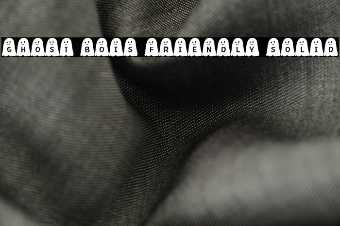 Ghost Bois Friendly Solid Шрифта examples