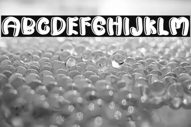 Ghost Momy Шрифта examples