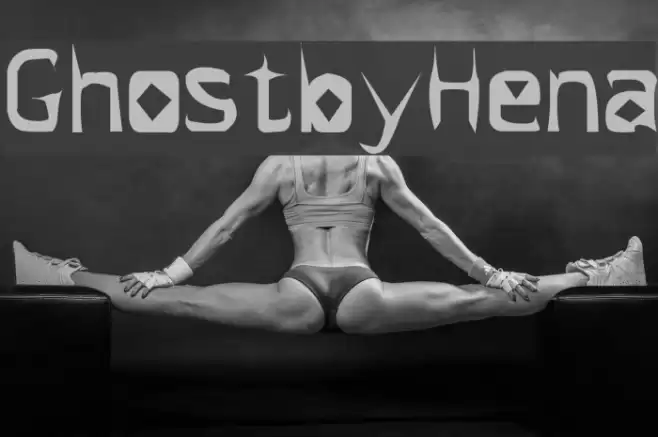 Ghost by Hena Font examples