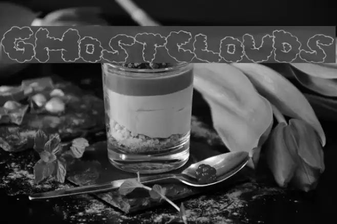 GhostClouds Schriftart examples