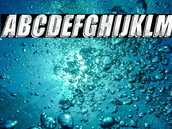 GIANTS ITALIC PERSONAL USE Bold Italic Example 2