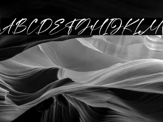 Gilliany Font examples