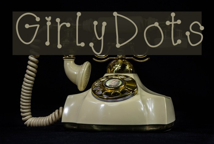 GirlyDots Font examples